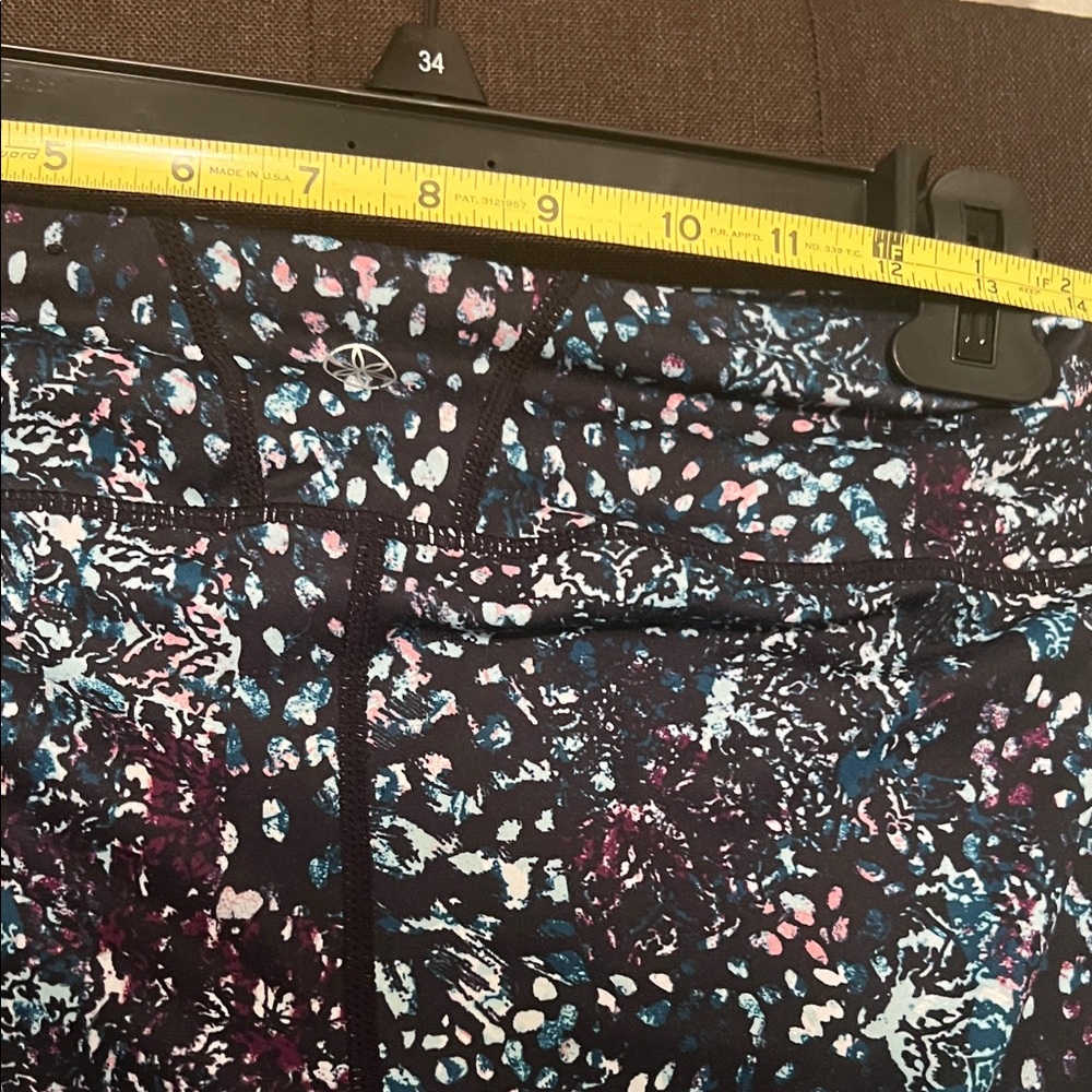 #1127=Black/Blue Mixed Multiple Colors Patterned Leggings - Picture 3 of 9